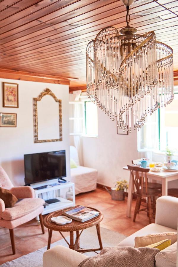 Light Filled Apartment Near Chiado, By Timecooler Lizbona Zewnętrze zdjęcie