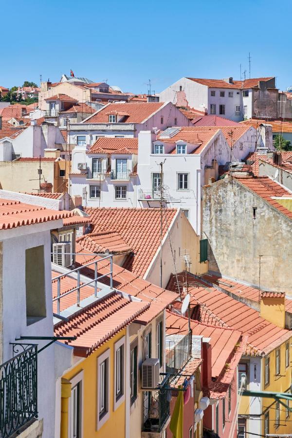 Light Filled Apartment Near Chiado, By Timecooler Lizbona Zewnętrze zdjęcie